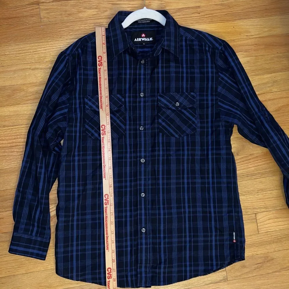 Airwalk Boys Size 18‎ Black Blue Plaid Long Sleeve Button Down Shirt